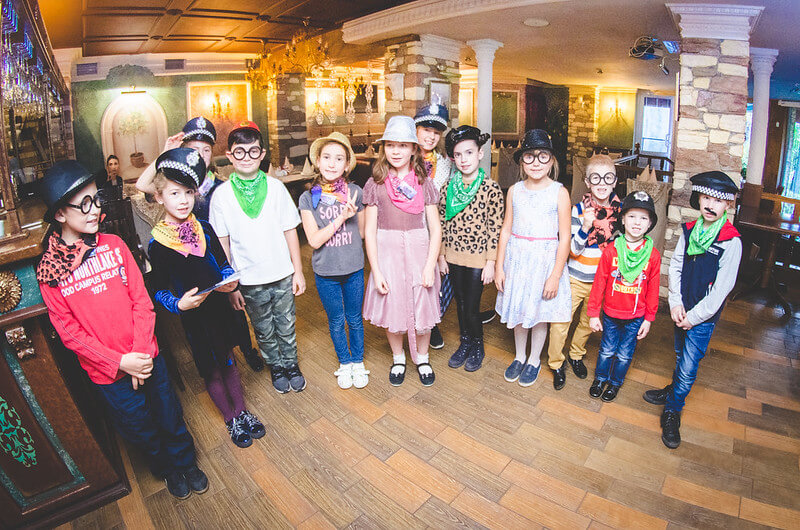 Сценарии квестов на 8 марта в Yekaterinburg